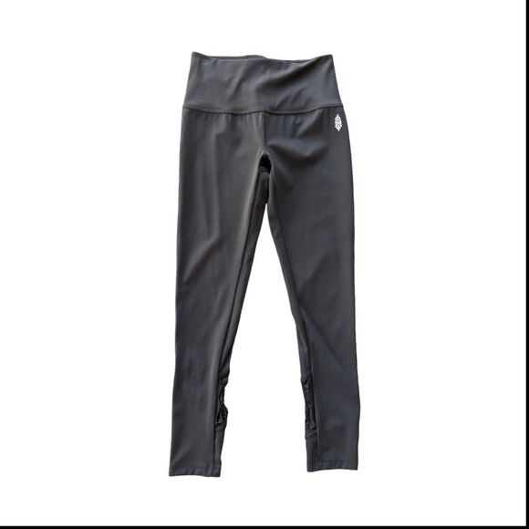 Free People FP Movement Revelation Black Knotted Woven Leggings | Athleisure - Picture 6 of 16